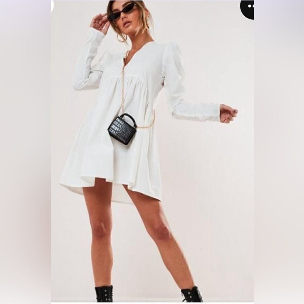 missguided poplin v neck button smock dress size 12
Good condition
